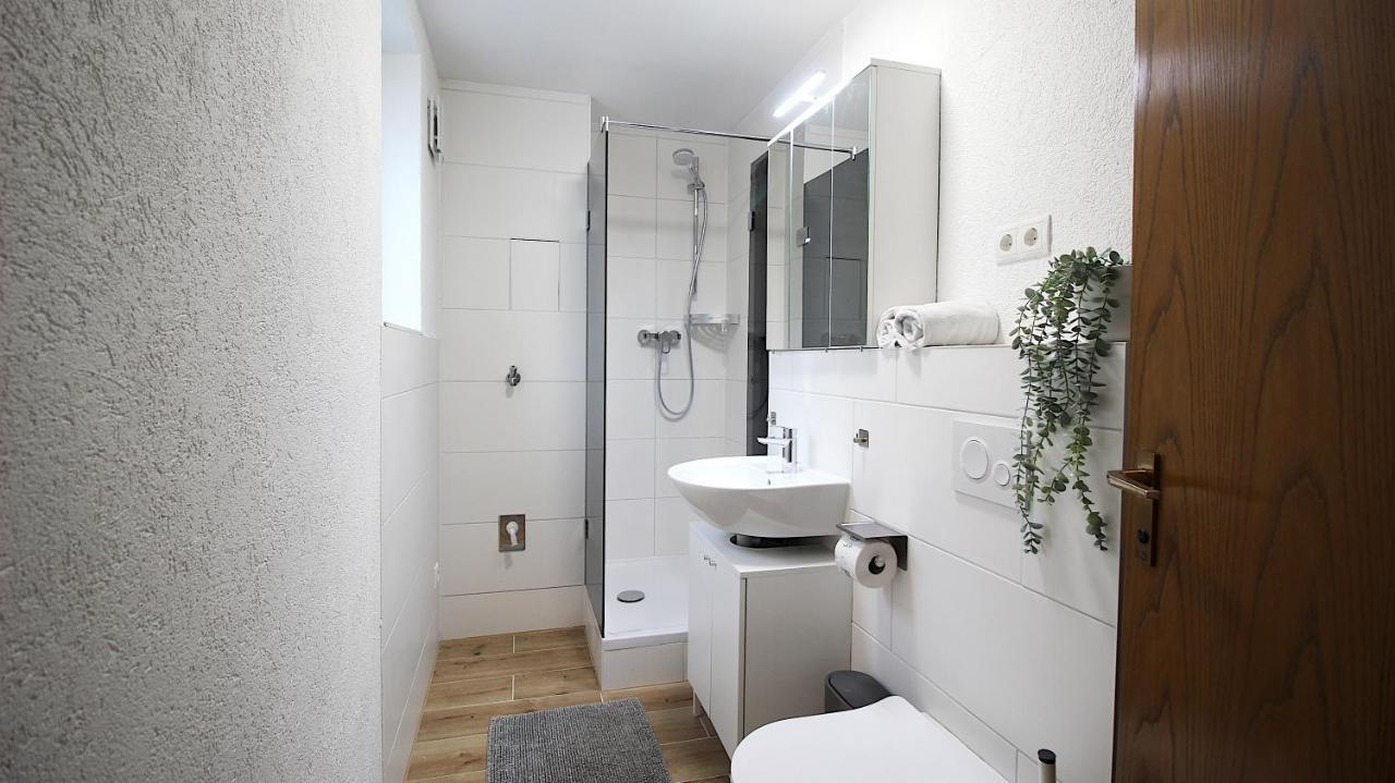 Modern apartments in Würzburg, near university hospital, free parking Exterior foto