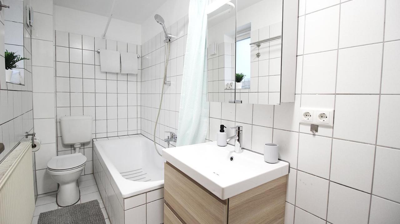 Modern apartments in Würzburg, near university hospital, free parking Exterior foto