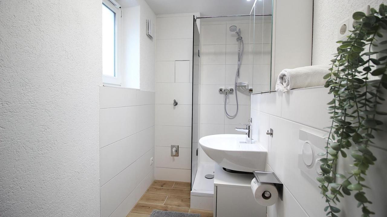 Modern apartments in Würzburg, near university hospital, free parking Exterior foto
